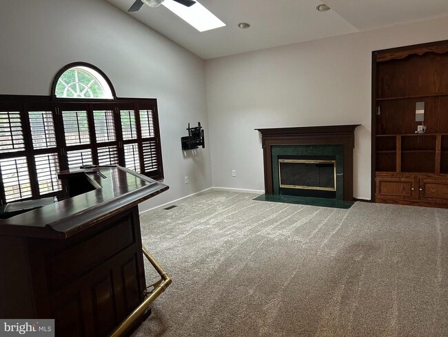 Building Photo - 114 Lenape Dr
