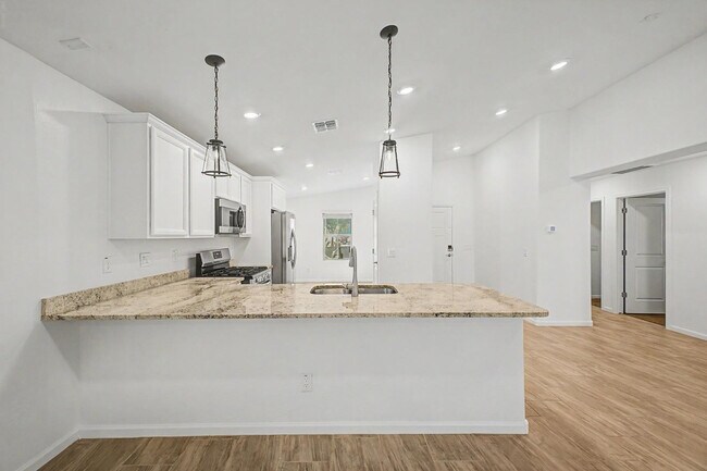 Building Photo - 17447 N Marina Ave