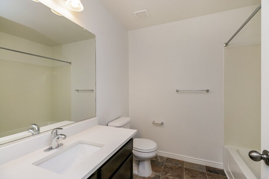 Building Photo - 4059 E Aragonite Ln