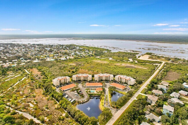 Building Photo - 160 Pantano Cay Blvd
