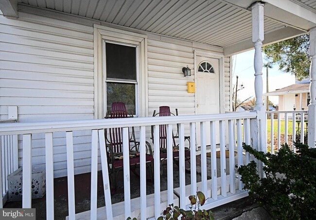 Building Photo - 2 High St