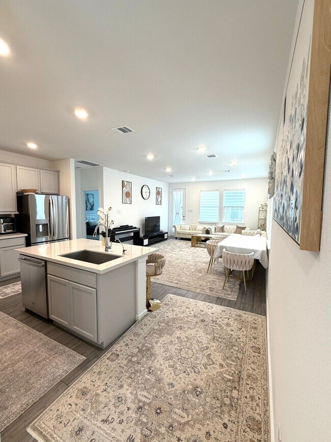 Building Photo - 7558 Magnolia Orchid Ln