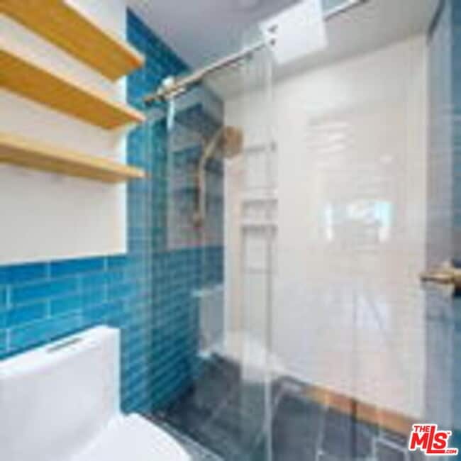 Building Photo - 8740 Tuscany Ave