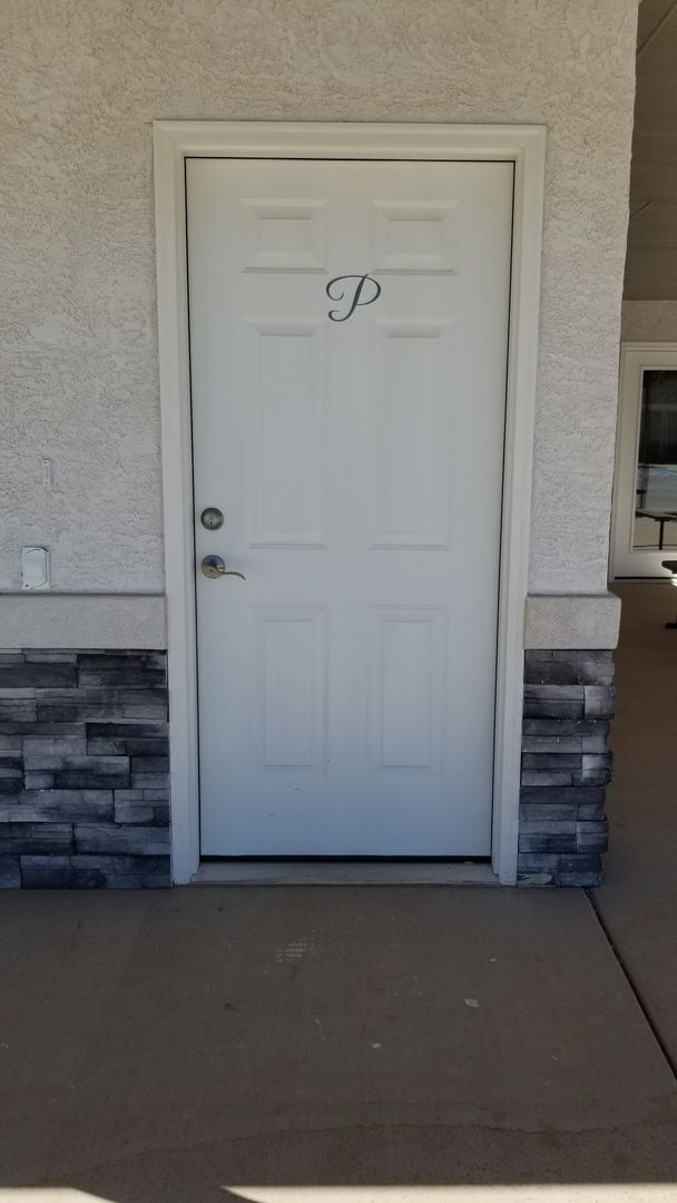 Building Photo - NEW LUXURY ONE BEDROOM APARTMENT UNFURNISHED