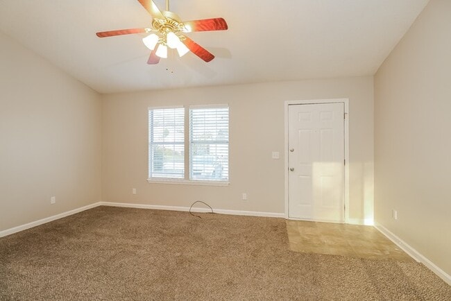 Building Photo - Cozy 3 Bedroom in Columbia