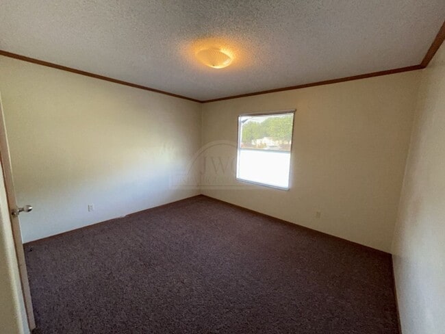 Building Photo - 3100 Cantabrian Dr