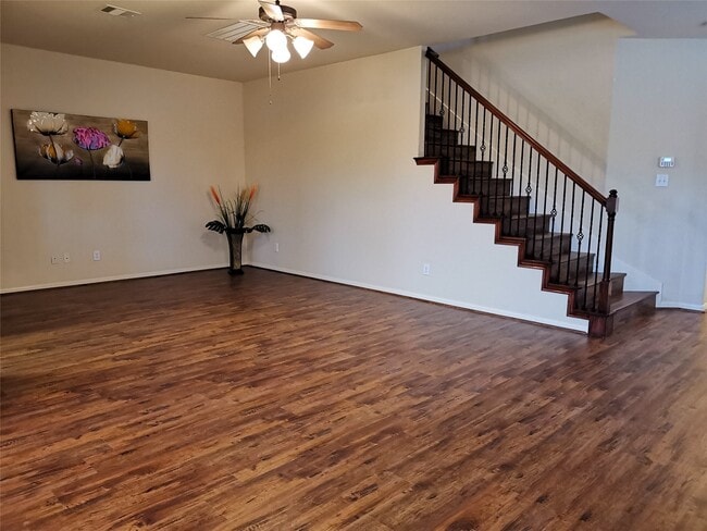 Building Photo - 2302 Waterford Park St