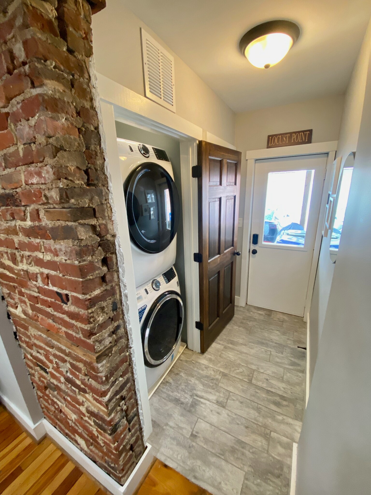 Main Level Laundry - 1406 Andre St