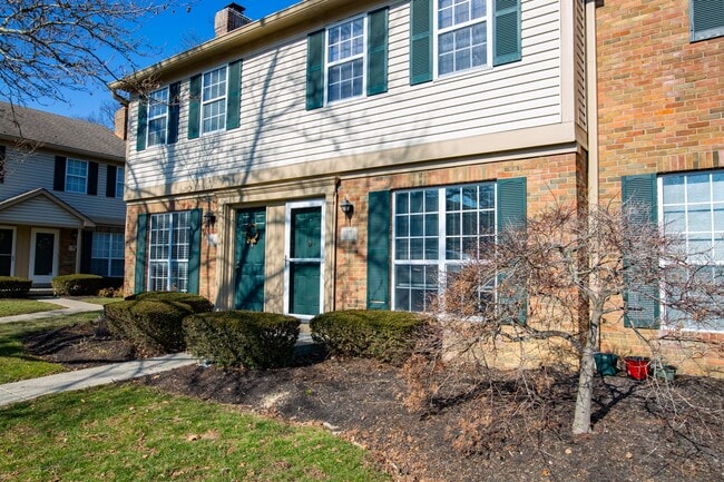 Building Photo - 7778 Deercrest Ct