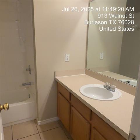 Building Photo - 913 Walnut St