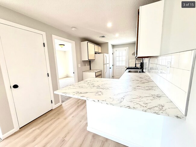 Building Photo - 1063 Tacoma St