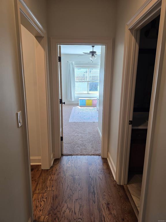 Building Photo - 37 Emerald Dr