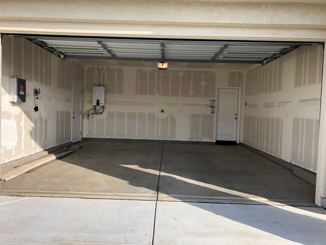 Building Photo - 4316 Limelight Wy