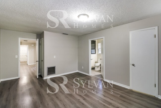 Building Photo - The ideal space to balance life, work, and play.