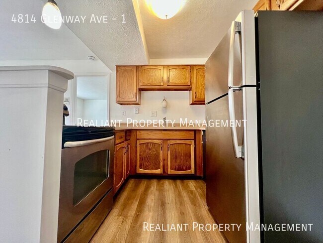 Building Photo - 4814 Glenway Ave