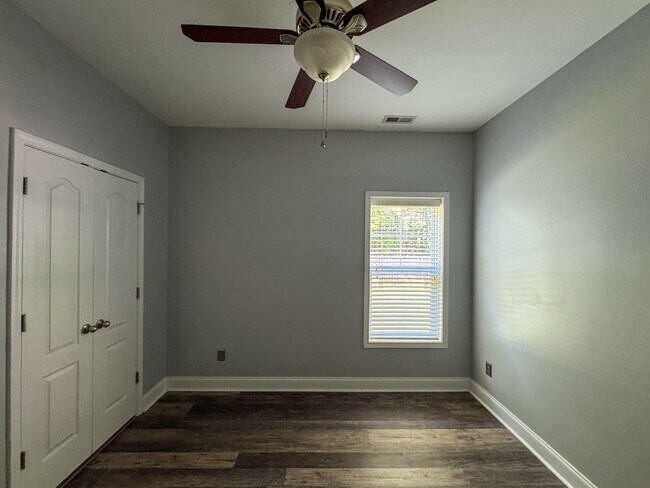 Building Photo - Attractive 3 Bed 2 Bath Home in Westgate