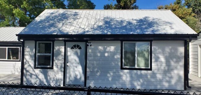 Primary Photo - 2 bedroom in Billings MT 59105