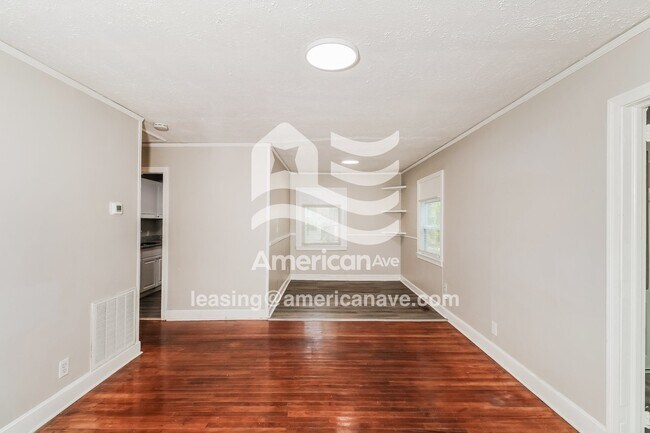 Building Photo - 2813 Dubard St