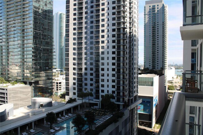 Building Photo - 601 N Miami Ave