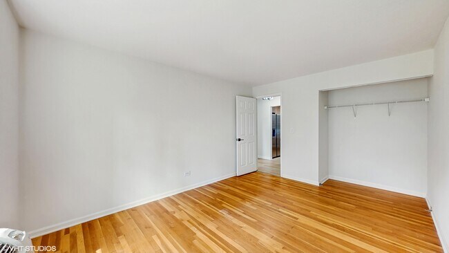 Building Photo - 375 W Winchester Rd