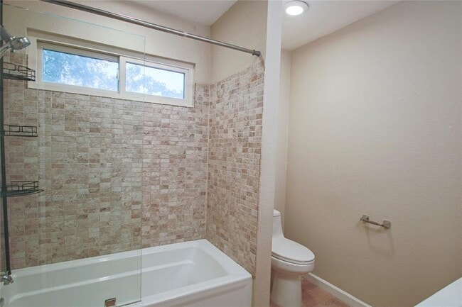 Building Photo - 1109 Traci Michelle Dr