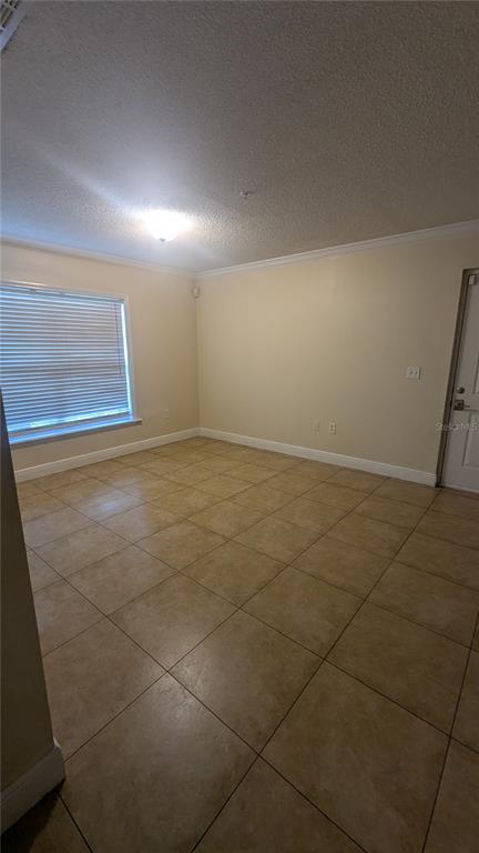 Building Photo - 2071 Dixie Belle Dr