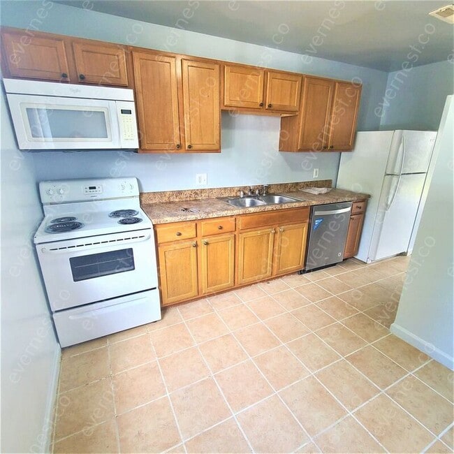 Building Photo - 154 Delmar Ln