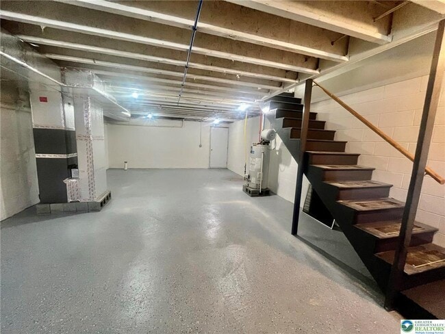 Building Photo - 138 Chestnut St