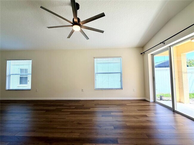 Building Photo - 7838 Carriage Pointe Dr