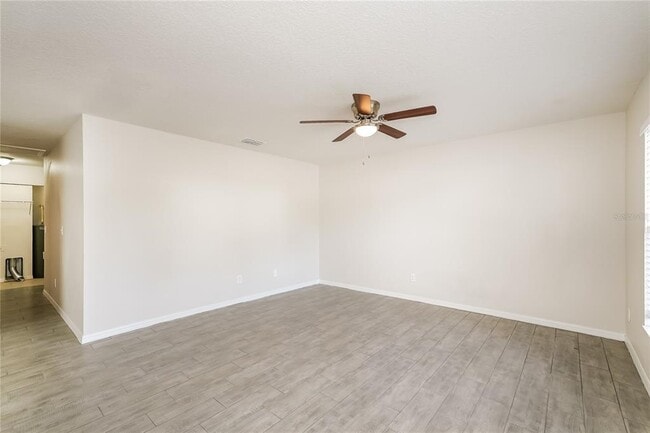 Building Photo - 2427 18th St S