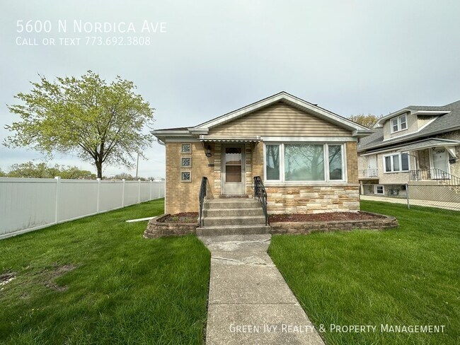 Primary Photo - Beautiful 3 Bed 1 Bath Single Family Home ...
