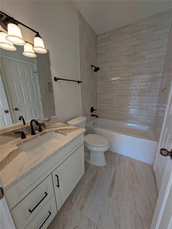 Building Photo - 2107 Portofino Pl