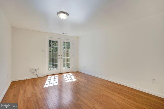 Building Photo - 6356 Shaundale Dr