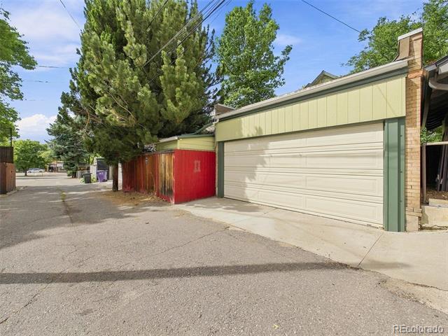 Building Photo - 640 Columbine St