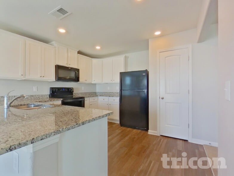 Building Photo - 286 Belcaro Dr