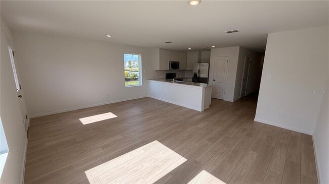 Building Photo - 806 Lynx St