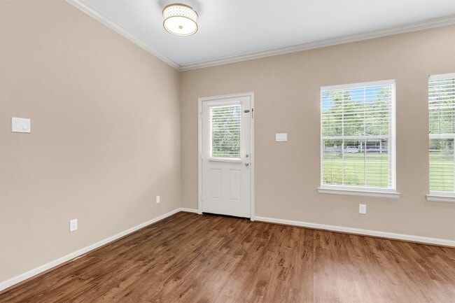 Building Photo - 26148 Avenue