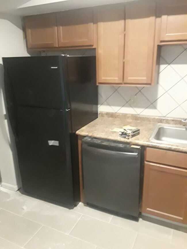 Building Photo - 440 Myrtlewood Cir