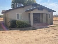 Building Photo - 6939 E Kings Canyon Rd