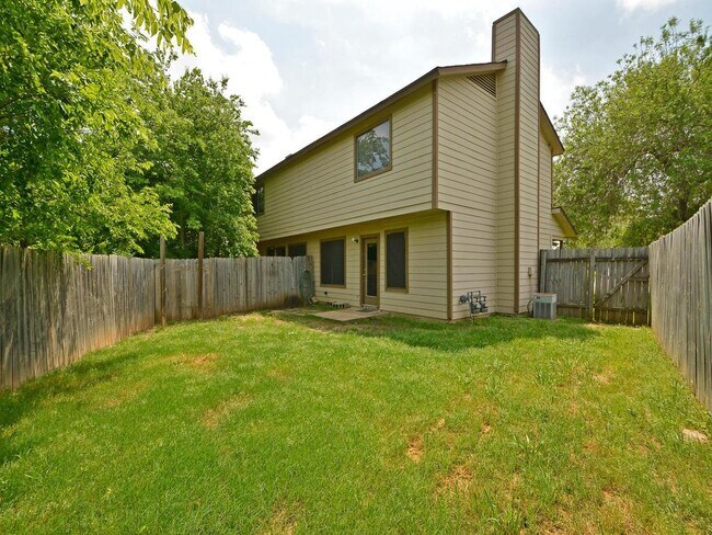Building Photo - 9203 Kempler Dr