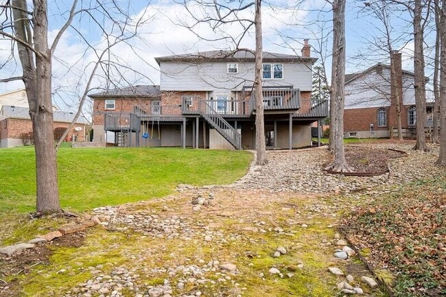 Building Photo - 1851 Foxhollow Dr