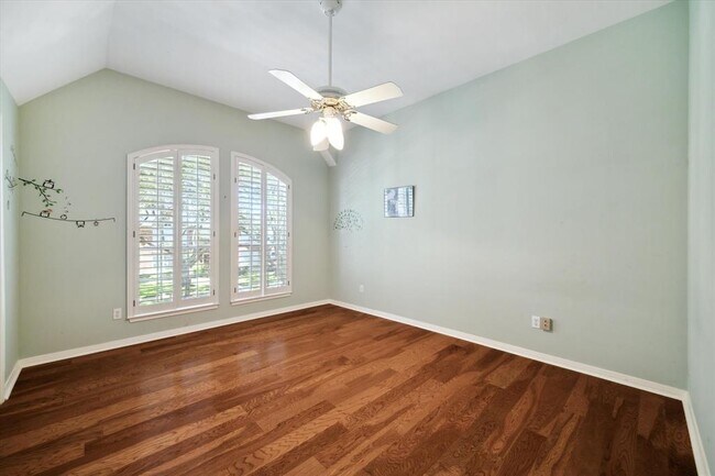Building Photo - 3718 Bayou Bend Ct