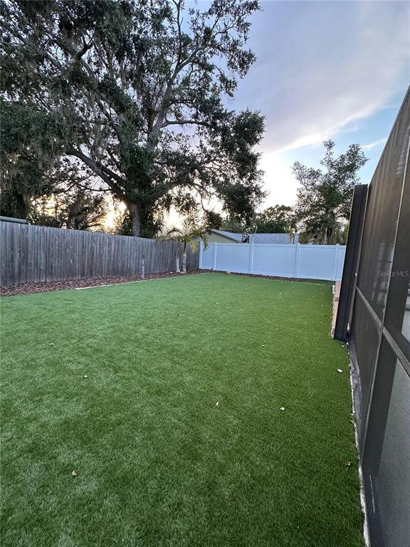 Building Photo - 753 Isleton Dr