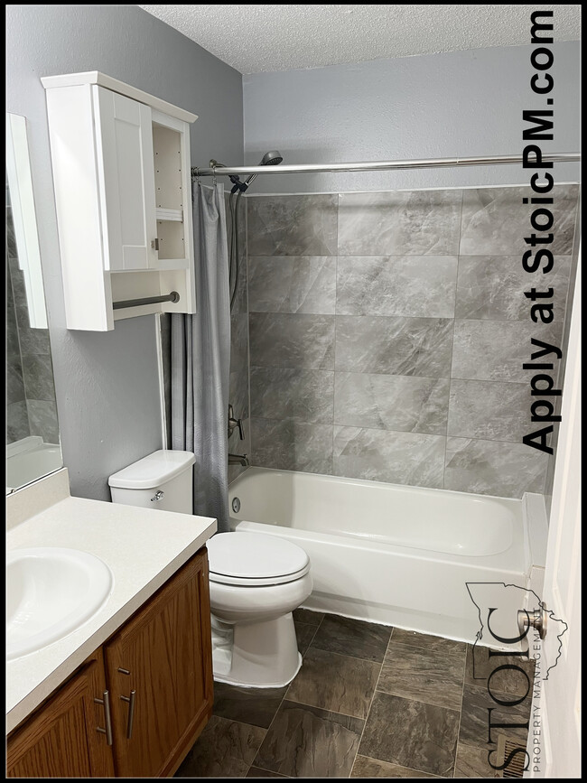 Building Photo - 1639 Butterfly Ct