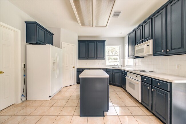 Building Photo - 15314 Amesbury Ln