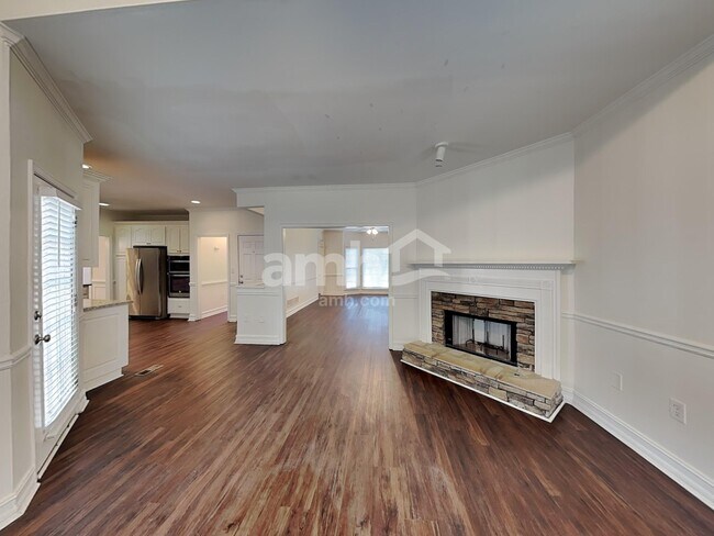 Building Photo - 4479 Cabinwood Turn