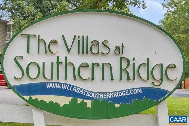 Building Photo - 1242 Villa Ln