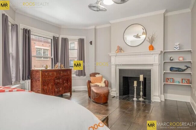 Building Photo - 48 Beacon St