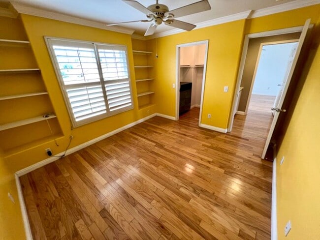 Building Photo - Beautiful Corona Pool Home with 4 bedroom ...