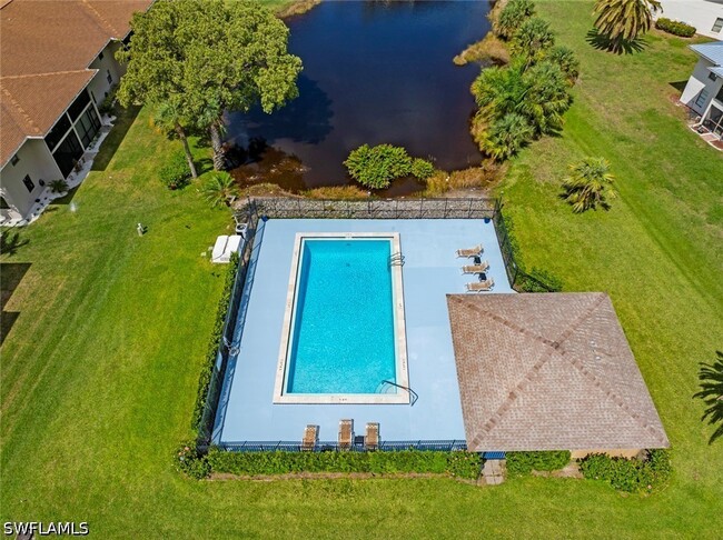 Building Photo - 151 Cypress Way E